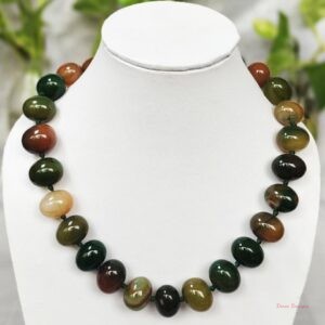 Deep and dark shades of ovoid-shaped mossy green and mud brown coloured Onyx tumbles come together in this knotted 19” single strand necklace, with a strong spring-ring clasp for durability DN 0008