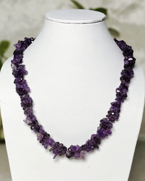 Purple Princess - 17” single line of Amethyst and Rock Crystal chips. DN0058