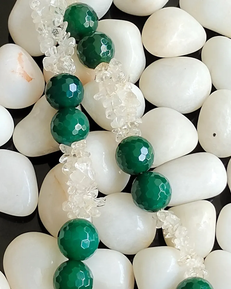 Green Elegance - DN0071 - 18” of honey-cut green Onyx beads strung together with a clutch of Rock Crystal chips. Comes with earrings.